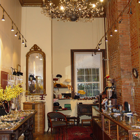 Pippin Vintage Jewelry - New Location!
